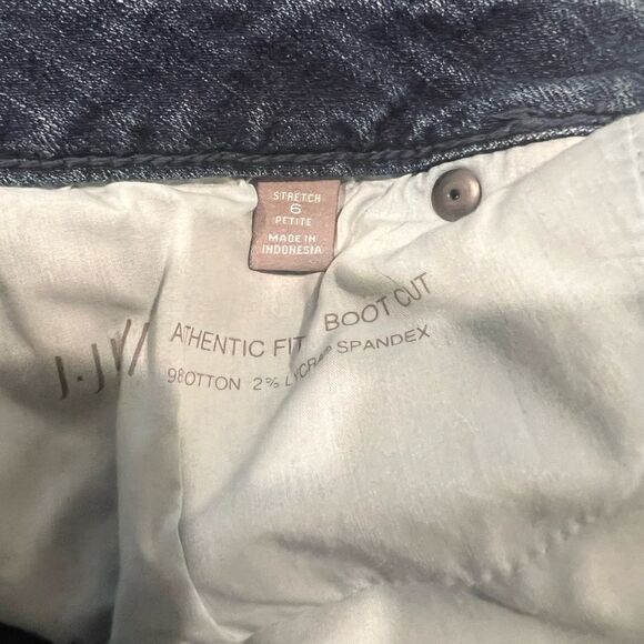 J Jill Medium Wash Denim mid rise bootcut Jeans size 6P - Picture 6 of 7